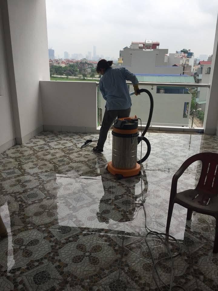 Vệ sinh văn phòng và công trình